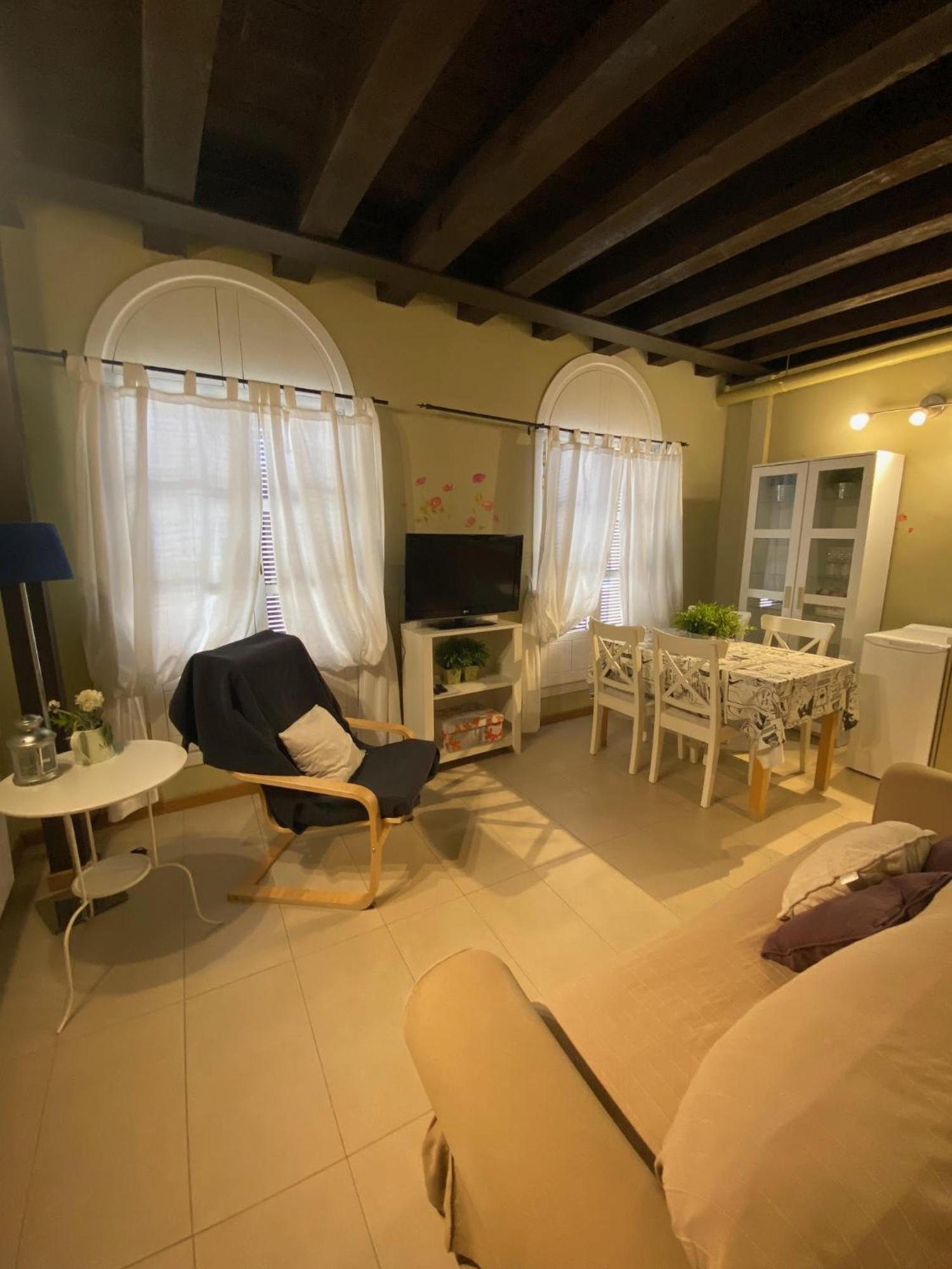 Refitoleria Apartamentos Ségovie Extérieur photo